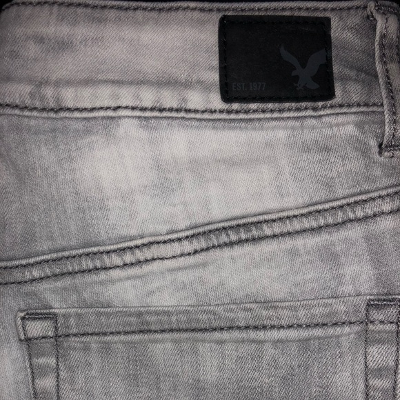 AE HIGH-WAISTED GREY DENIM SHORTS - Picture 4 of 5